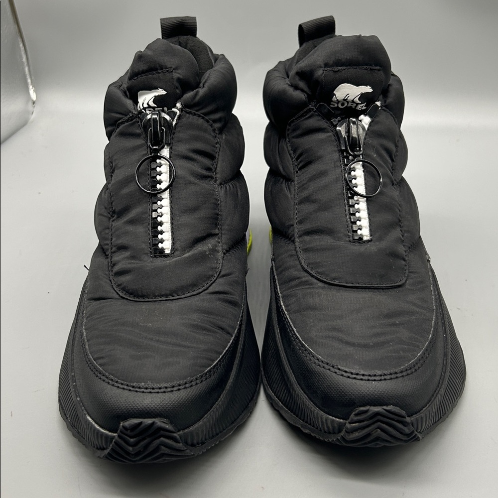 Sorel Out N About III Puffy Waterproof Zipper Boot | Black/White Size‎ 9 - Picture 3 of 6